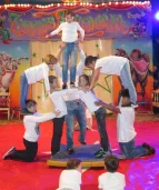 Akrobatische Pyramide